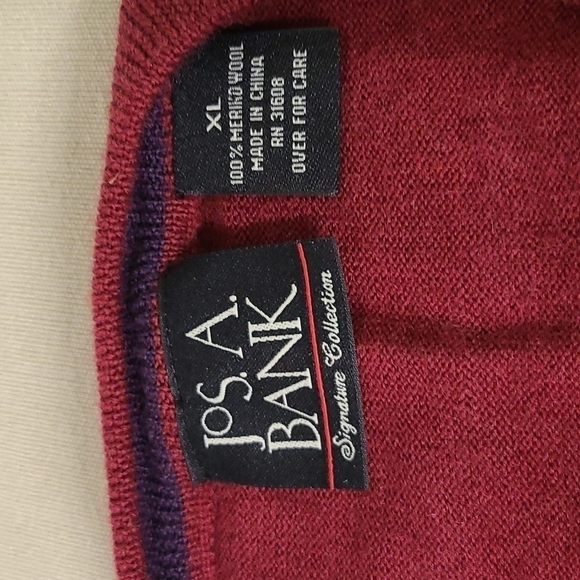 Jos A Bank Merino Wool V neck Sweater Size XL - Picture 3 of 5